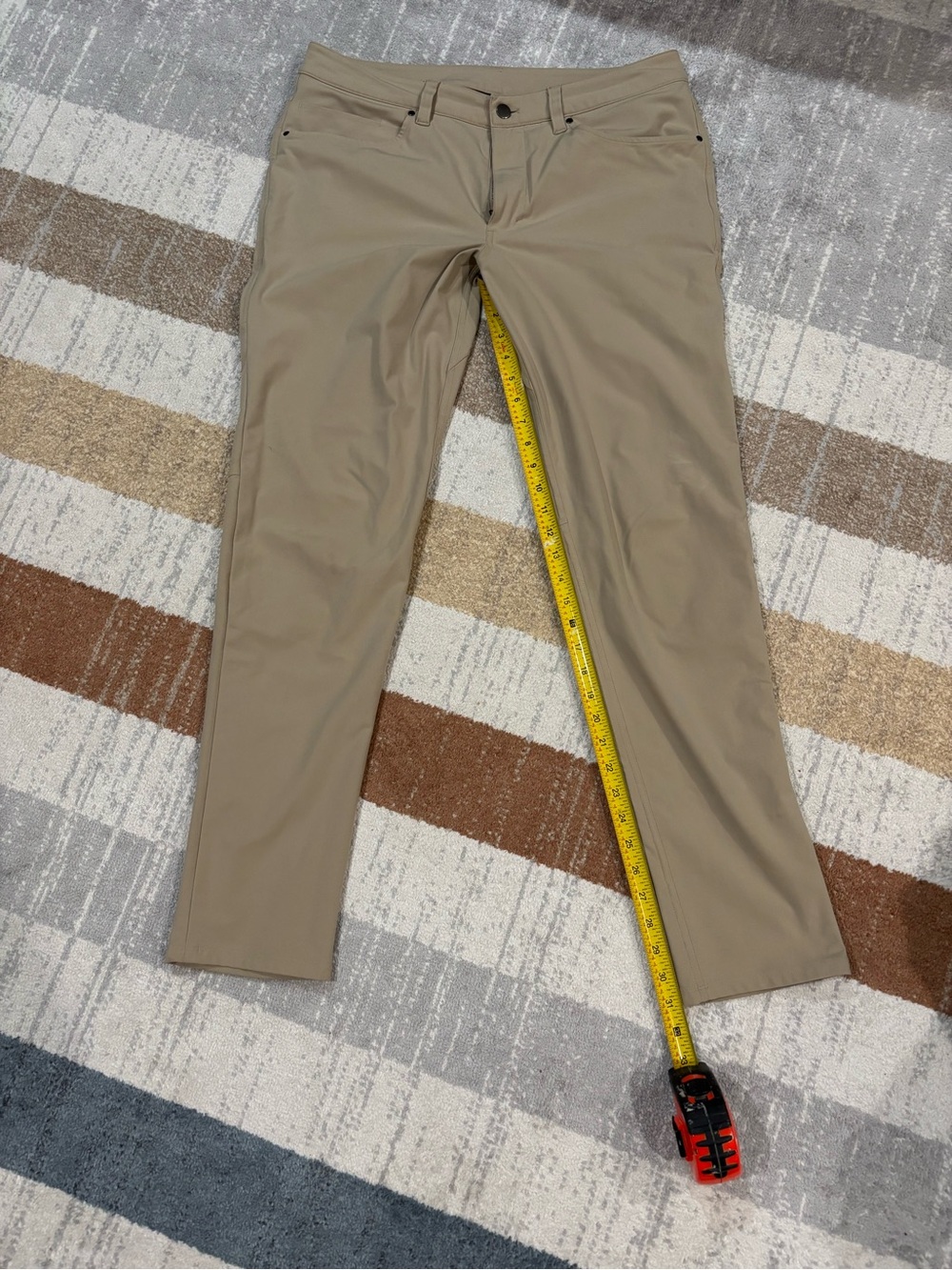 lululemon athletica Men's Slim Stretch Chinos - Beige